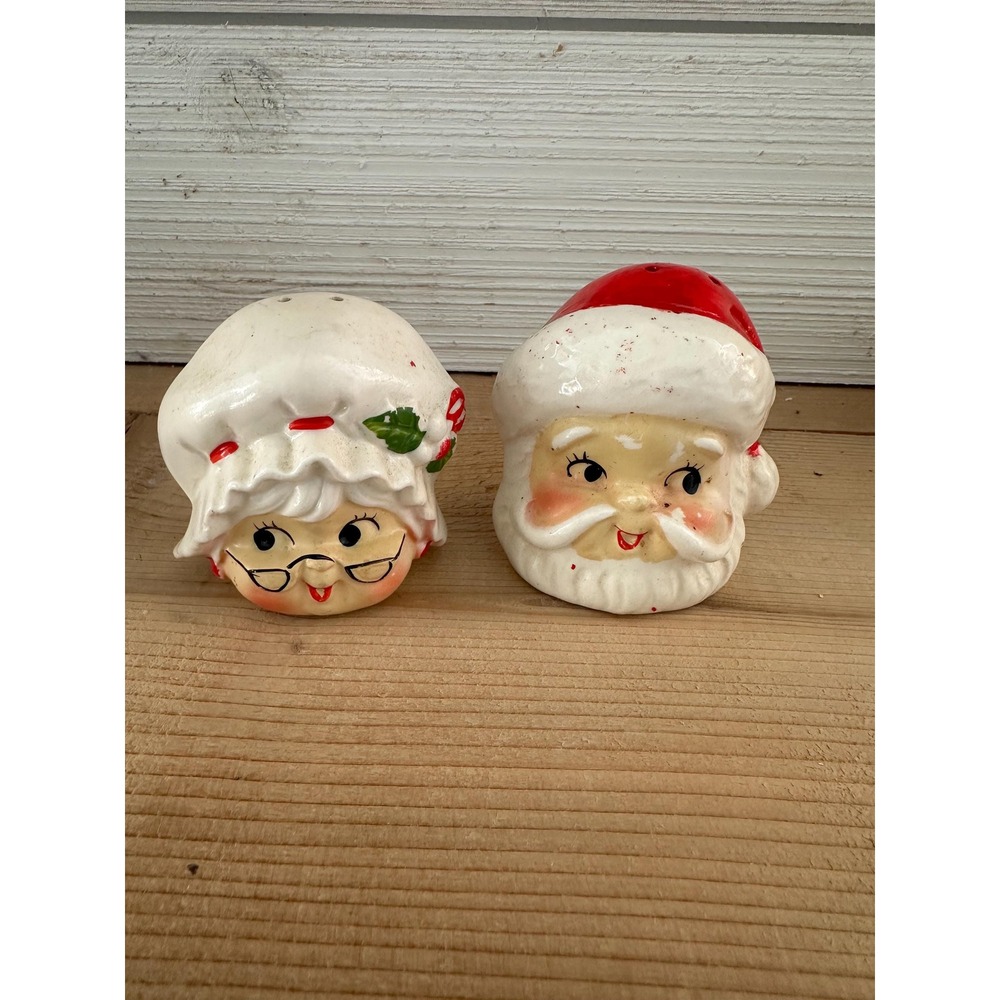 Vintage Mr & Mrs Claus Shakers